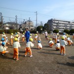 ボールを使って遊びました